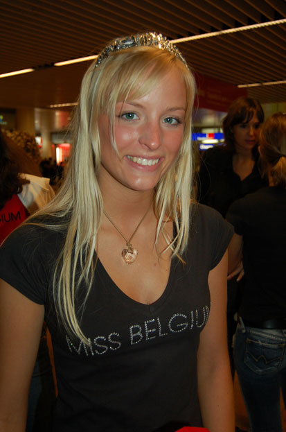 Скандальную "Мисс Бельгия-2008" задержали за вождение в пьяном виде