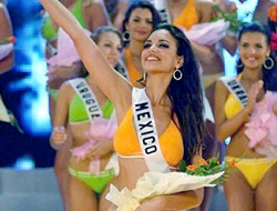Cамой красивой в бикини на конкурсе "Мисс Вселенная-2008" признана мексиканка