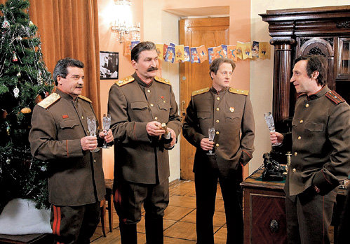 Сталин (ДОБРОНРАВОВ) справил праздник с единомышленниками