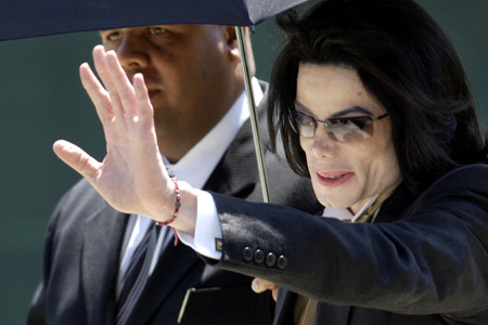 Майкл Джексон отказывается умирать