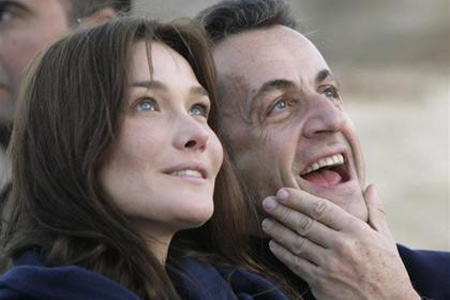 Астролог предсказала Саркози и Бруни скорое расставание