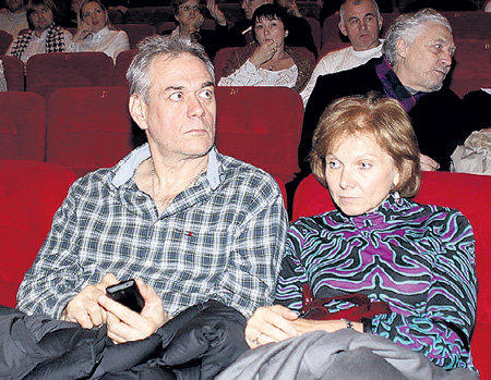 Сергей ДОРЕНКО с женой Мариной на модников смотрел широко открытыми глазами