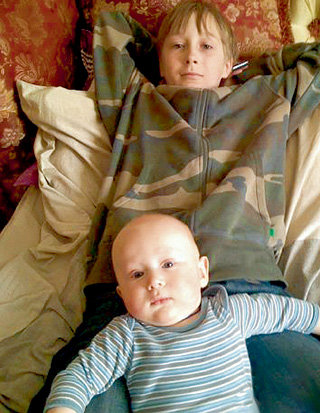 Сыновья актёра - Глеб и Александр (фото odnoklassniki.ru)