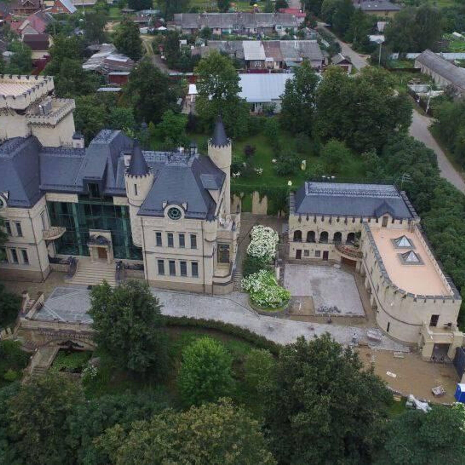 Замок Галкина Фото