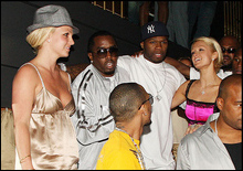 Пэрис Хилтон и Бритни Спирс повеселились на вечеринке 50 Cent
