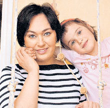 С дочерью Ольгой. Снимок 2006 года