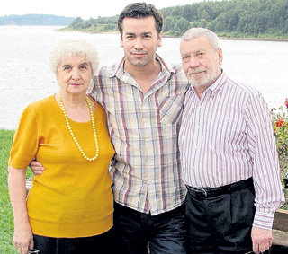 С мамой Инной Николаевной и отцом Николаем Васильевичем