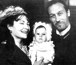 Свой первый гонорар сын актрисы заработал, снявшись в эпизоде картины «Крейцерова соната» с мамой и Олегом ЯНКОВСКИМ