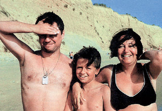 С Марией-Алехандрой КУЭВАС и сыном Евгением выбираться в отпуск удавалось нечасто