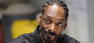 Snoop Dogg - Снуп – настоящий законодатель стиля и посол хип-хопа...