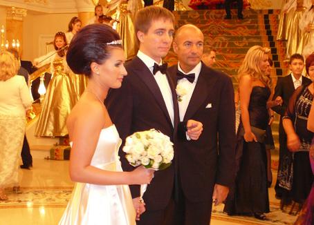 Кобзон и Киркоров поздравили сына Игоря Крутого с женитьбой