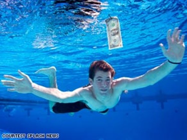 17-летний Спенсер Элден на повторной подводной сессии
