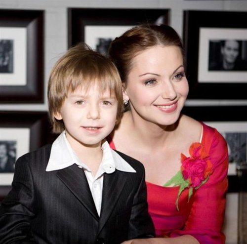 Ольга Будина с сыном.
