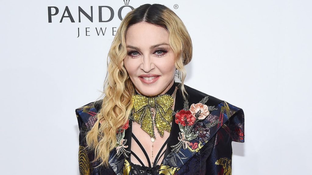 СМИ: Мадонна угодила в реанимацию из-за передозировки