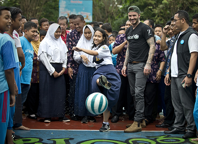 Дэвид Бекхэм на один день отдал свой Instagram 15-летней индонезийской школьнице