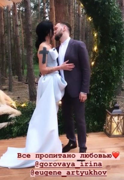 Как прекрасно, когда счастливы все: Бывшая жена Потапа целуется с новой любовью на свадьбе мужа!