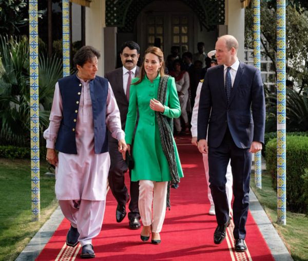 По стопам принцессы Дианы - Уильям и Кейт встретились с премьер-министром Имран Ханом