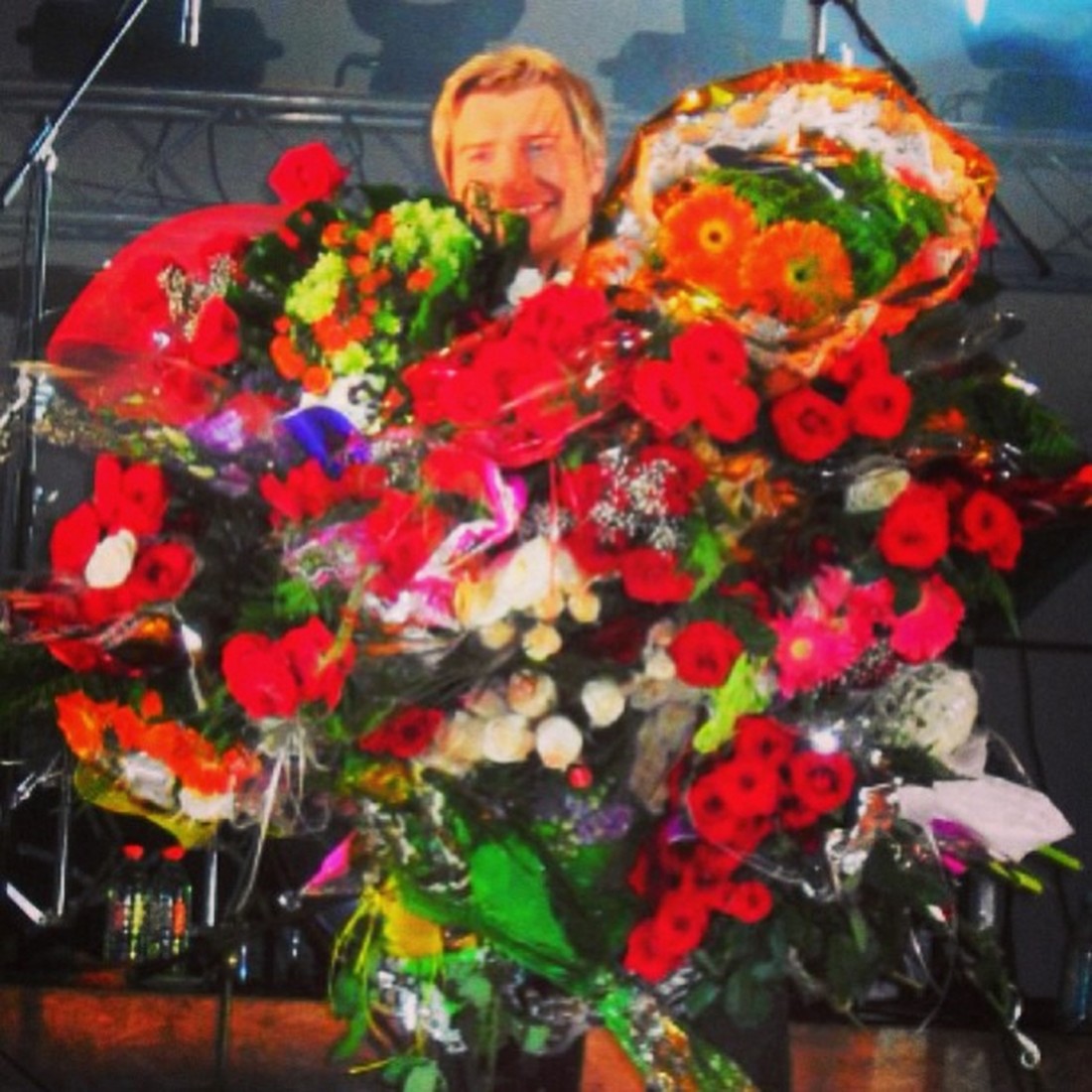 Николай Басков цветы