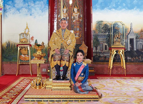 Где находится король Тайланда и почему он погубил свою любимую фаворитку