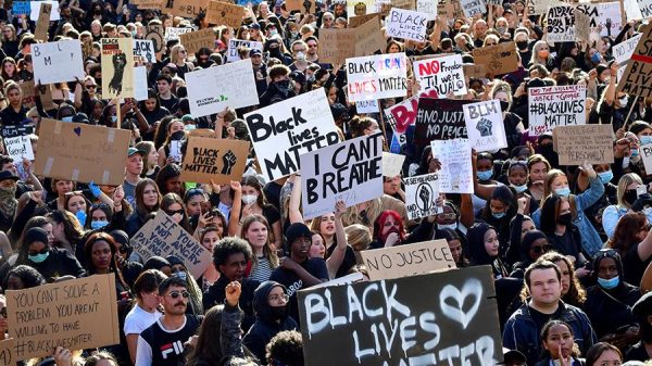 #BlackLivesMatter: кто уволился из-за протестов, кого уволили и почему?