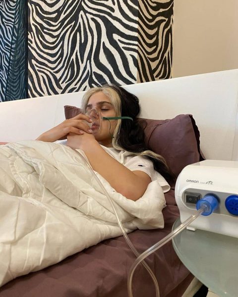Ограбили: Дина Саева находится в больнице после нападения