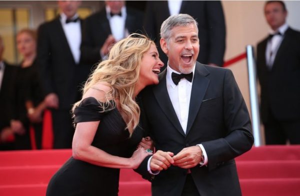 Брэд Питт и Джордж Клуни ссорятся из-за одной женщины