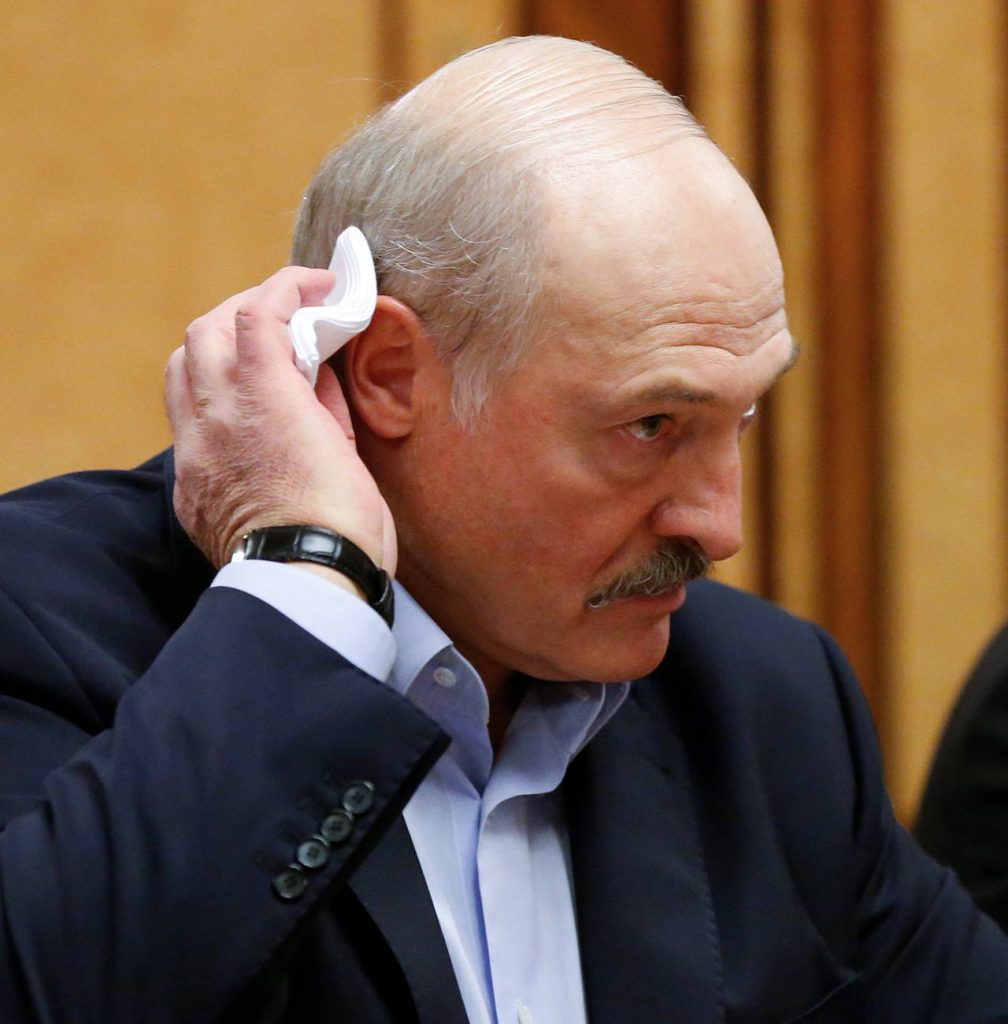 Лукашенко срочно госпитализирован в кардиореанимацию, но это держат в тайне