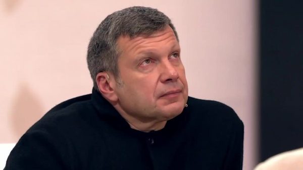 Владимир Соловьев обвинил друзей Ефремова в трагедии