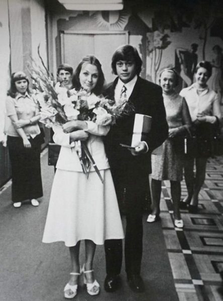 Архивные фото со свадеб звезд