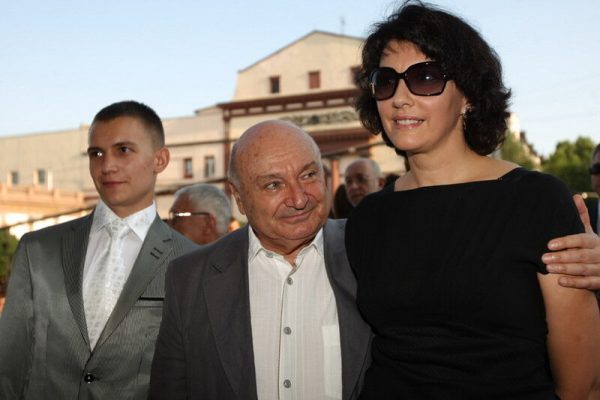 Михаил Жванецкий с женой и сыном