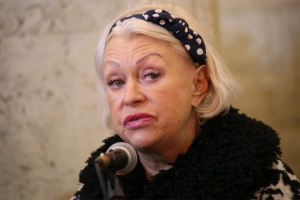 Вдова Караченцова