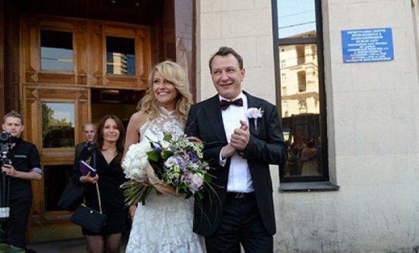 Свадебное фото Архаровой и Башарова 