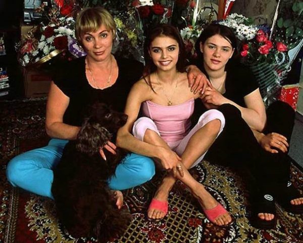 Младшая сестра Алины Кабаевой умерла при родах