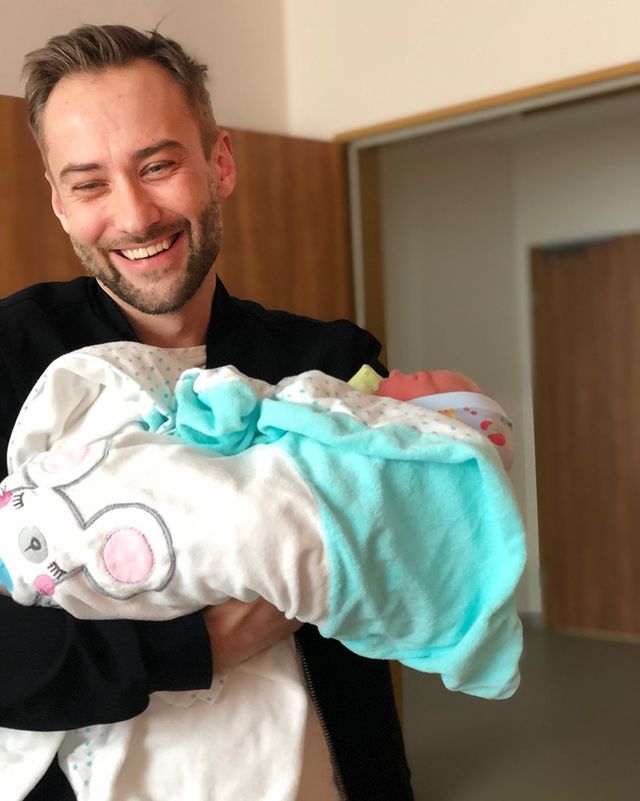 Дмитрий Шепелев с новорожденным