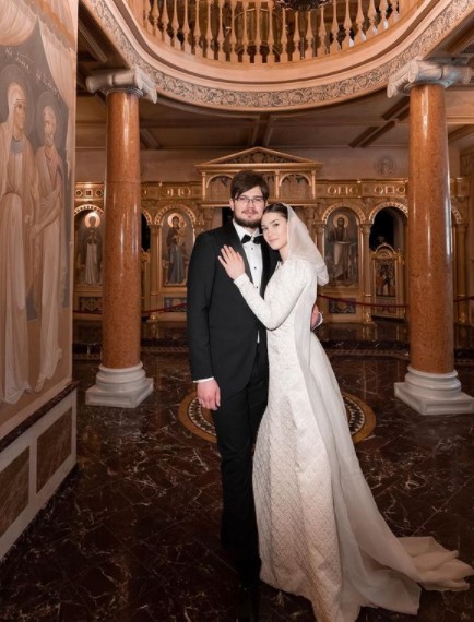 18-летняя дочь Бориса Немцова показала первые фото с венчания