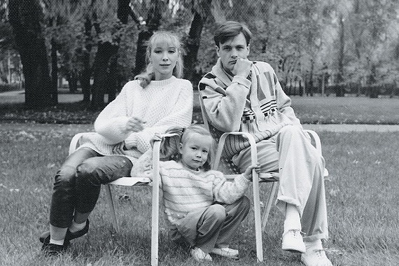 Астафьев с родителями фото