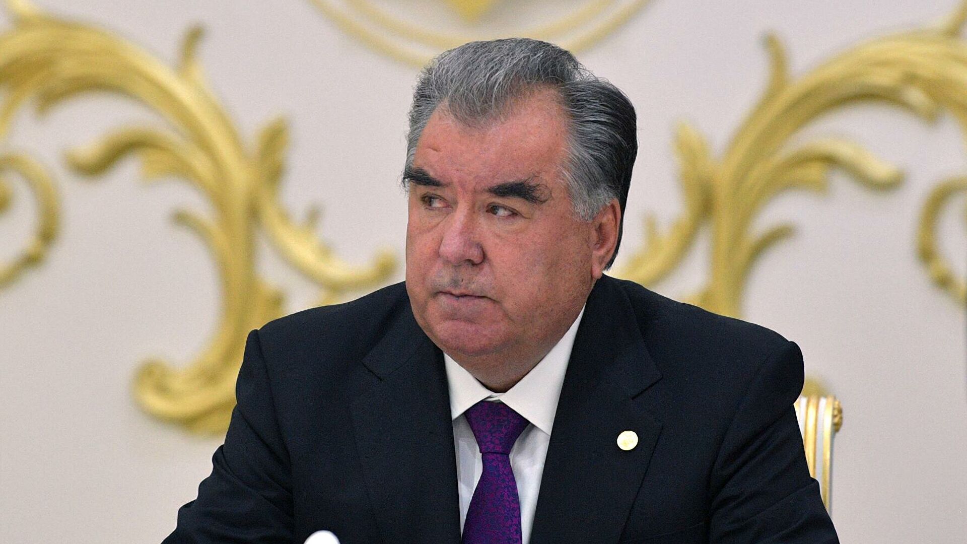 Заявление президента таджикистана. Эмомали Рахмон. Таджикистан Эмомали Рахмон. Фото президента Таджикистана Эмомали Рахмон.