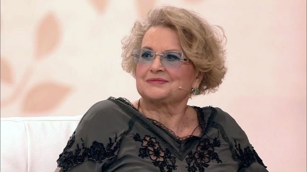 "Иглы ставили не туда, было очень больно."- почему актриса Валентина Талызина оказалась в инвалидной коляске