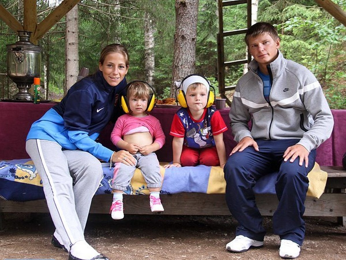 Барановская и аршавин фото с детьми