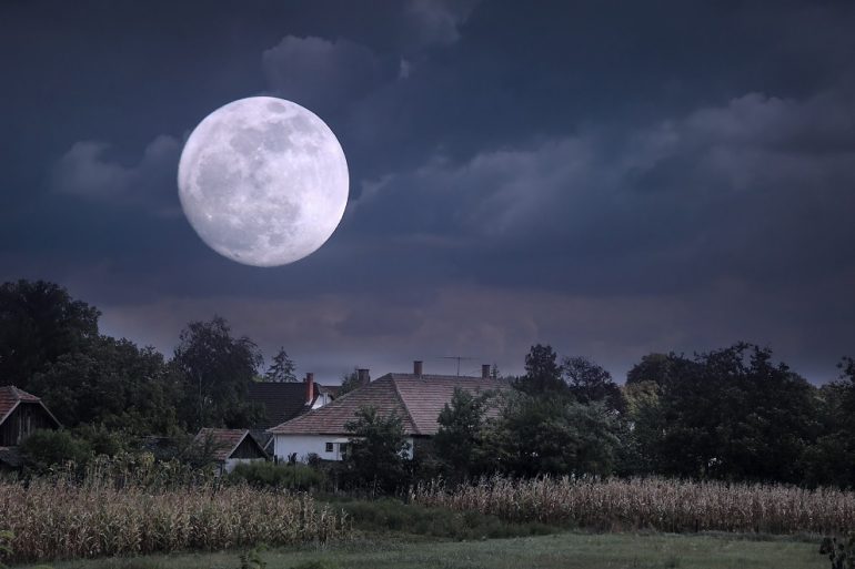 Полнолуние сегодня фото