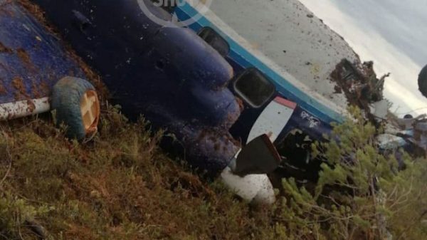 "Посадили на брюхо": Пилоты под Томском чудом спасли всех пассажиров аварийного самолета