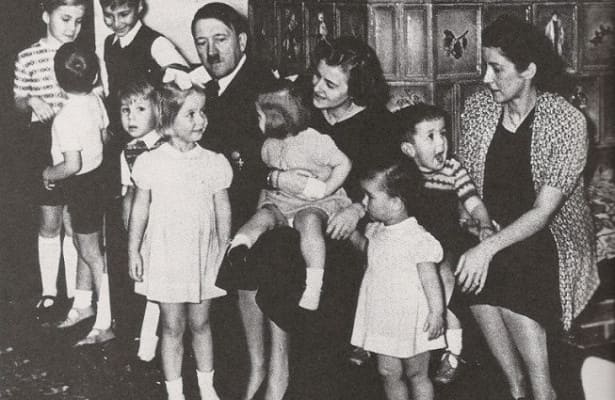 Скелеты в шкафу: кто такие и чем занимаются дети Гитлера, которые до сих пор живы