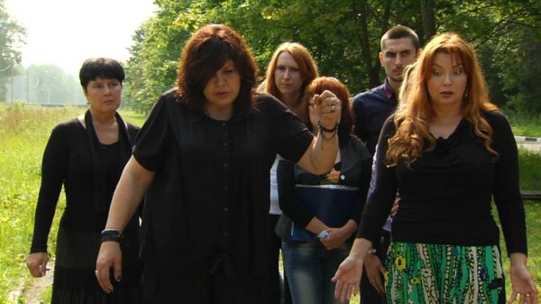 Вера Сотникова, кадр из передачи "Битва экстрасенсов"