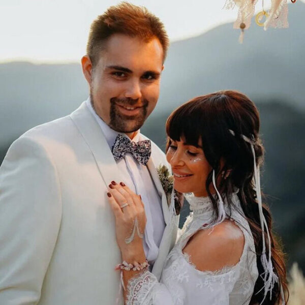 Саша Зверева и её американский муж Даниэль. Фото cosmo.ru