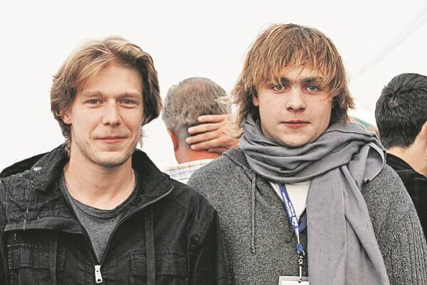 Старшие сыновья Михаила Ефремова. Фото teleprogramma.pro