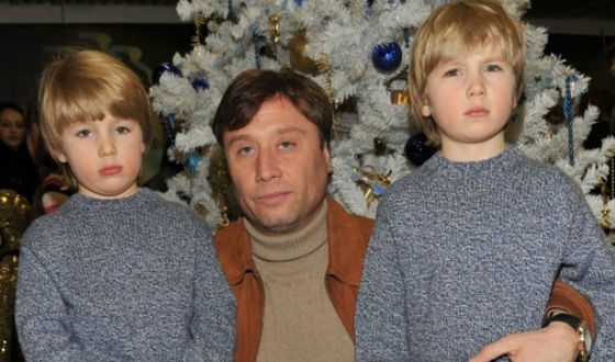 Борис Вишняков с сыновьями. Фото linkedin.com