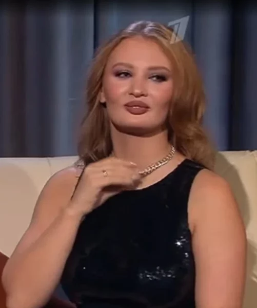 Мелисса Волынкина, кадр из видео