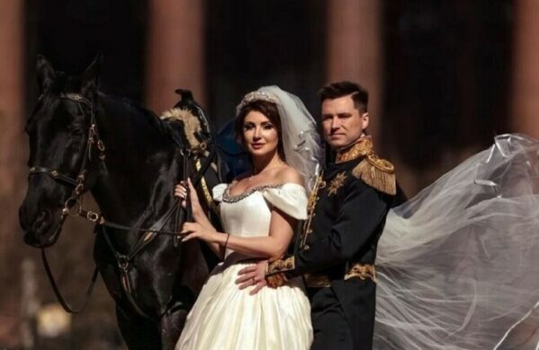 Анастасия Макеева и Роман Мальков сыграли пышную свадьбу в Крыму