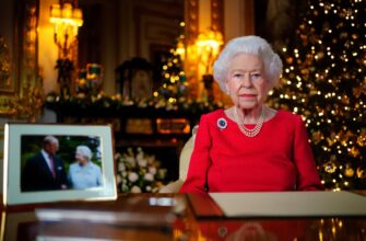 Королева Елизавета II в Рождество 2021 года. Фото tatler.ru