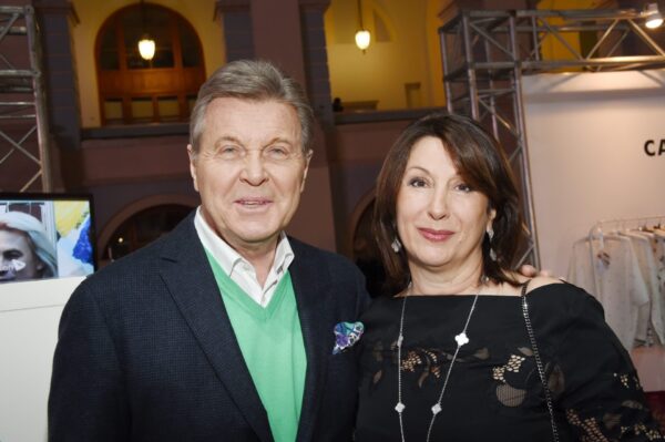 Лев Лещенко с женой. фото:she-win.ru